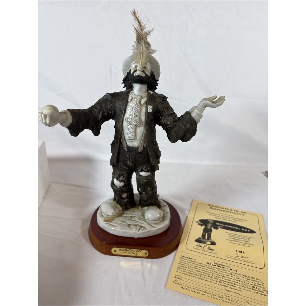 Flambro Emmett Kelly Jr The Balancing Act Porcelain Figurine Box COA 9514
